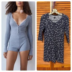 UO BDG Thermal Waffle Knit Henley Bodysuit Onsie Romper sz M